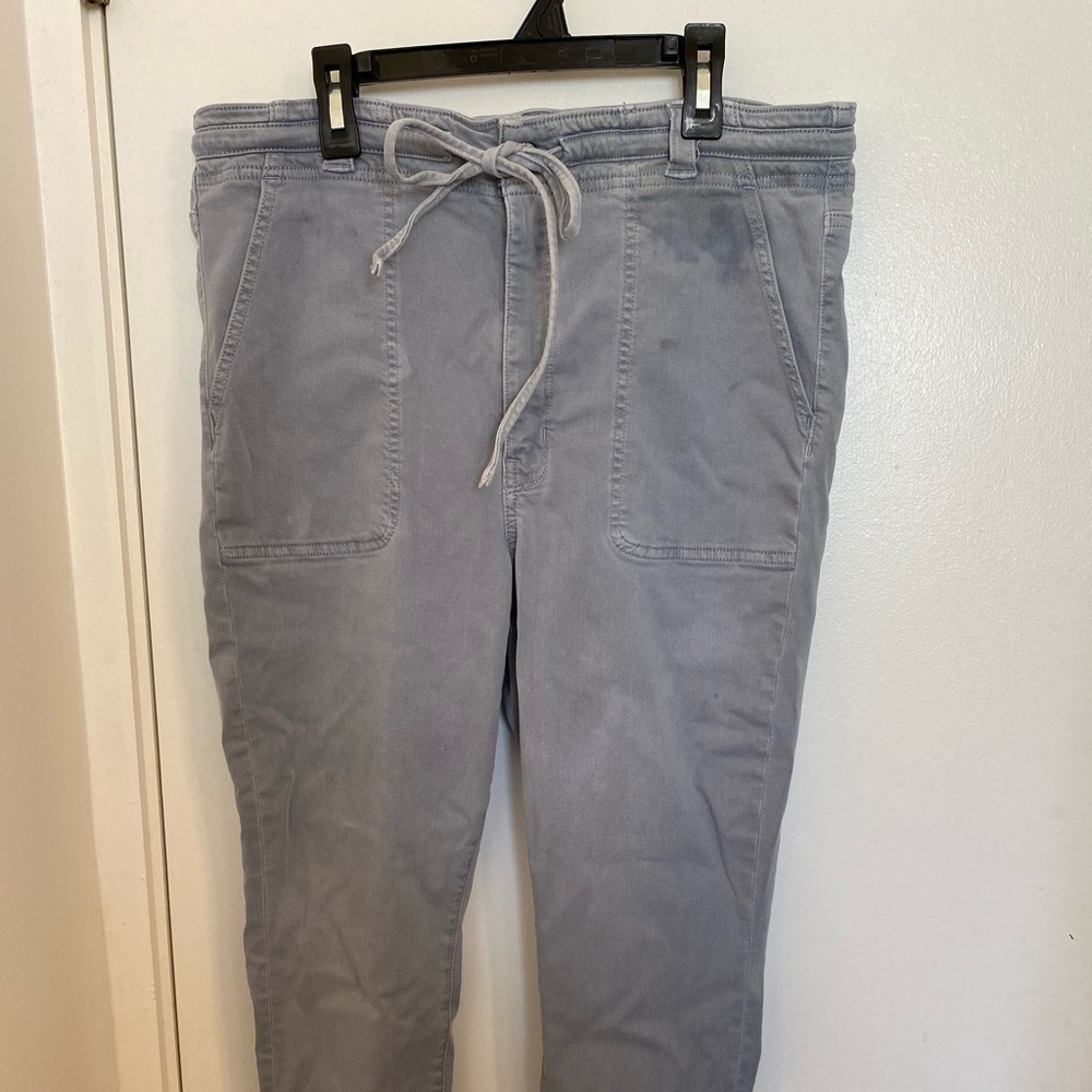 American Eagle Highest Waist Jegging (Stained)